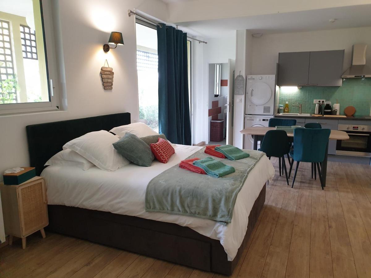 Chateau De Surville Surville  외부 사진